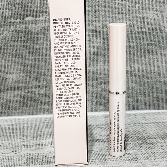 Mary Kay Timewise Anti-aging Lip Conditioner - Picture 3 of 5